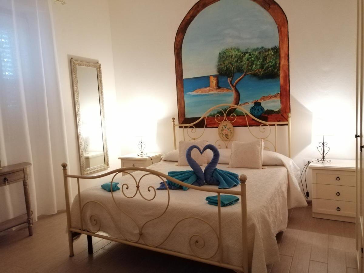 Bed and Breakfast La Porta Sulla Costa San Pantaleo Exterior foto