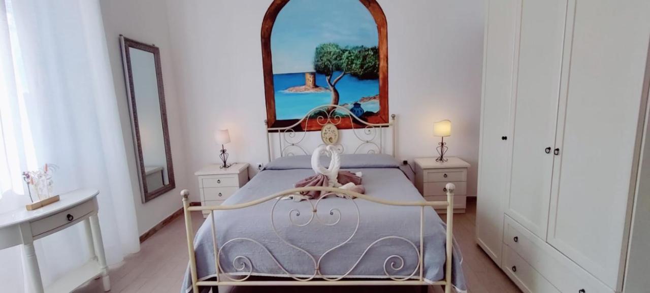 Bed and Breakfast La Porta Sulla Costa San Pantaleo Exterior foto